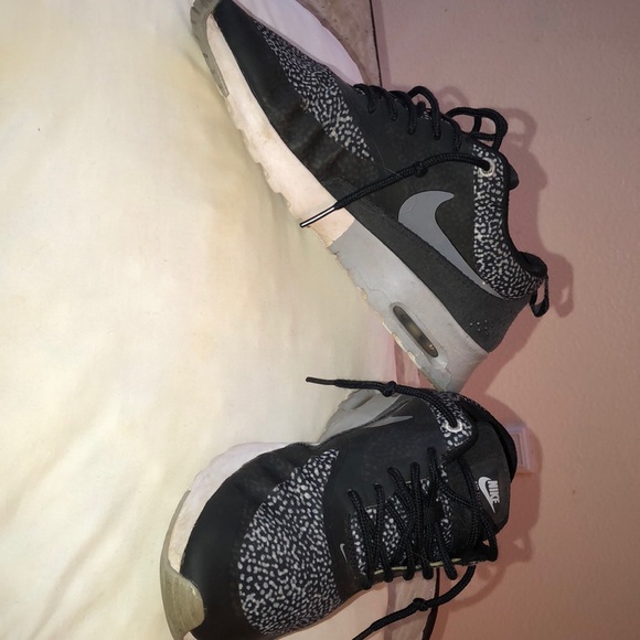 Black nike AirMax - Picture 4 of 4